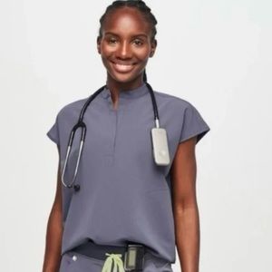 Figs Rafaela top space navy